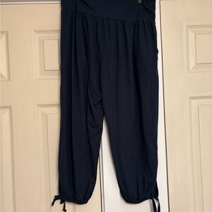 Women's Stretchy Capris